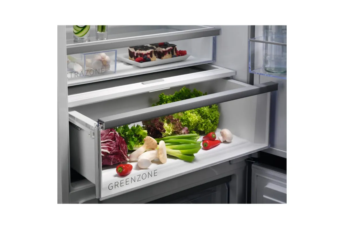 AEG Integrated Fridge Freezer | NSC7G751ES