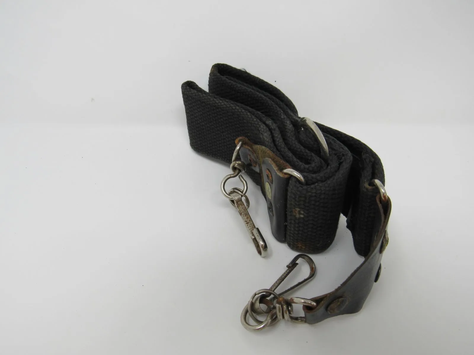 Unbranded/Generic Camera Shoulder Strap 36-in Adjustable Nylon -- Used