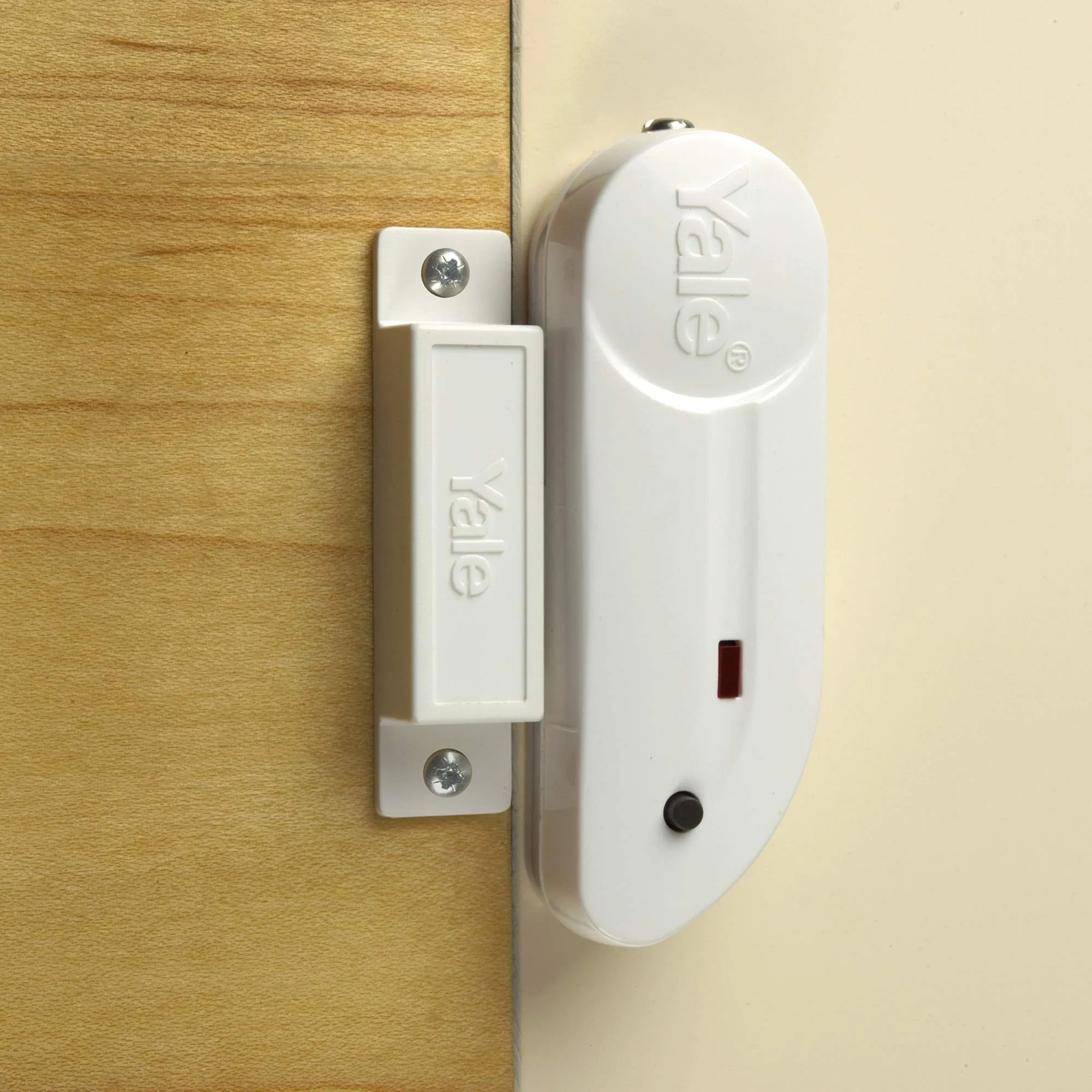 Yale YES-ALARMKIT Essentials Alarm Kit, Battery Powered, up to 20 Add-on Accessories, No monitoring fee